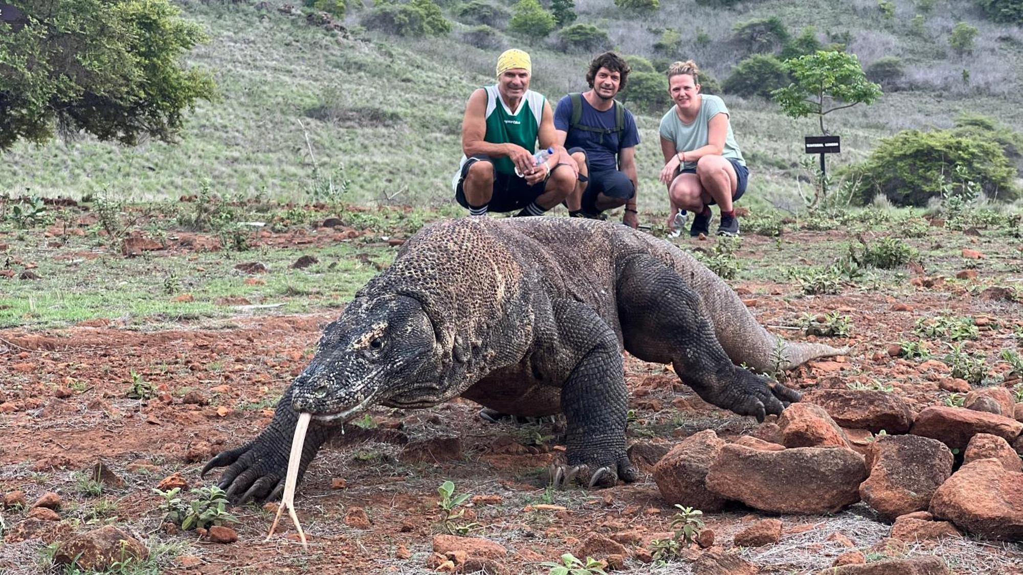 Jhuna Komodo Homestay Eksteriør bilde