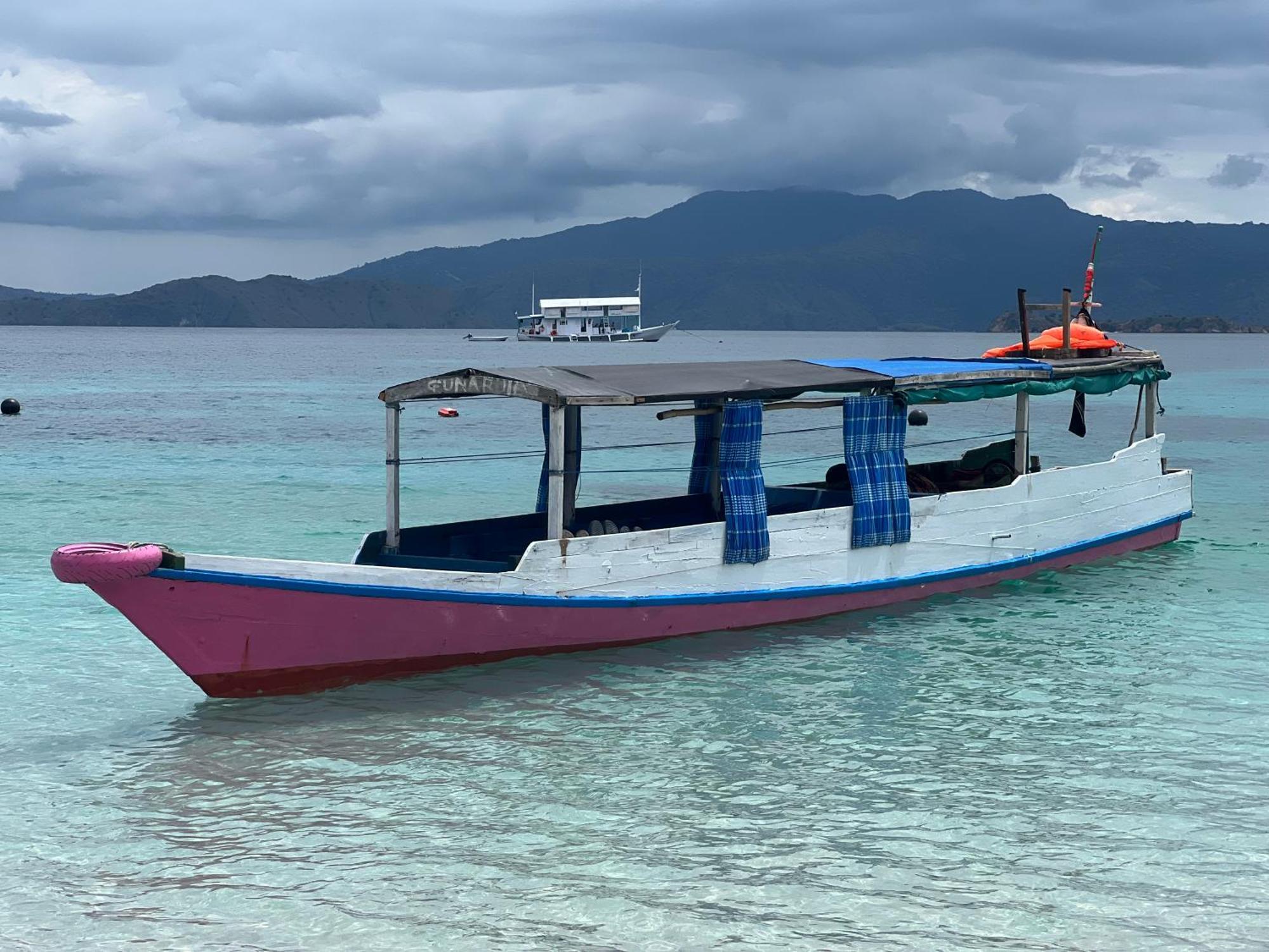 Jhuna Komodo Homestay Eksteriør bilde