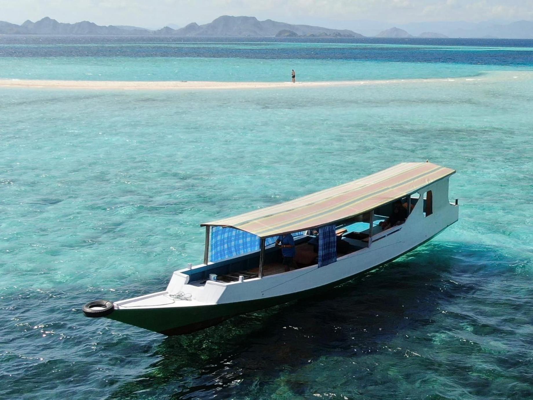 Jhuna Komodo Homestay Eksteriør bilde