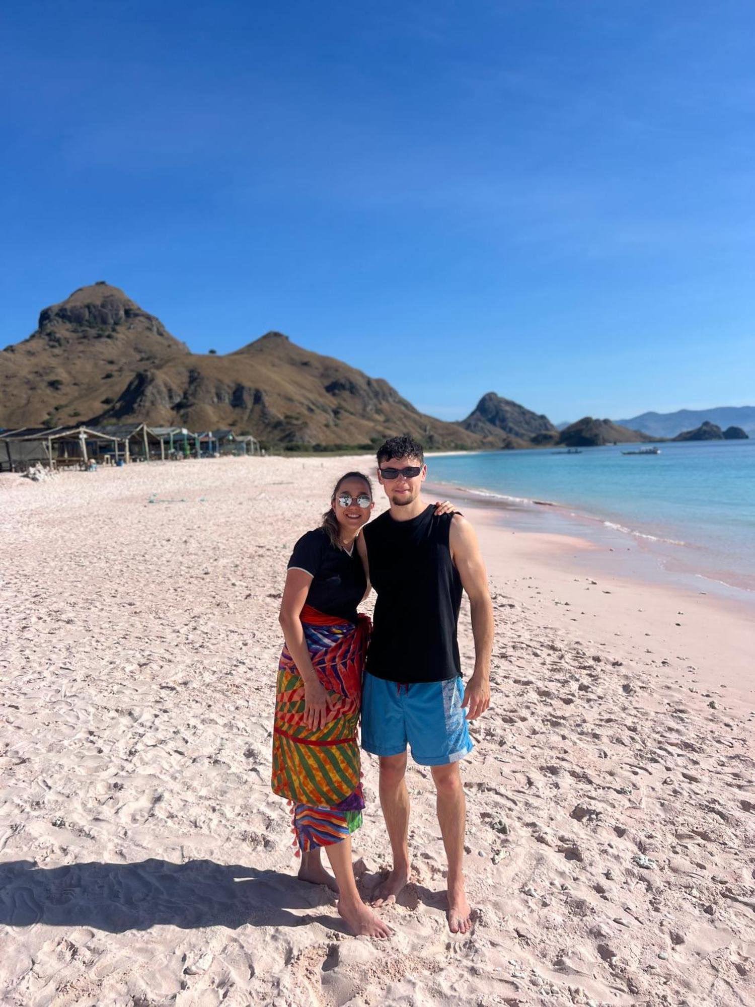 Jhuna Komodo Homestay Eksteriør bilde